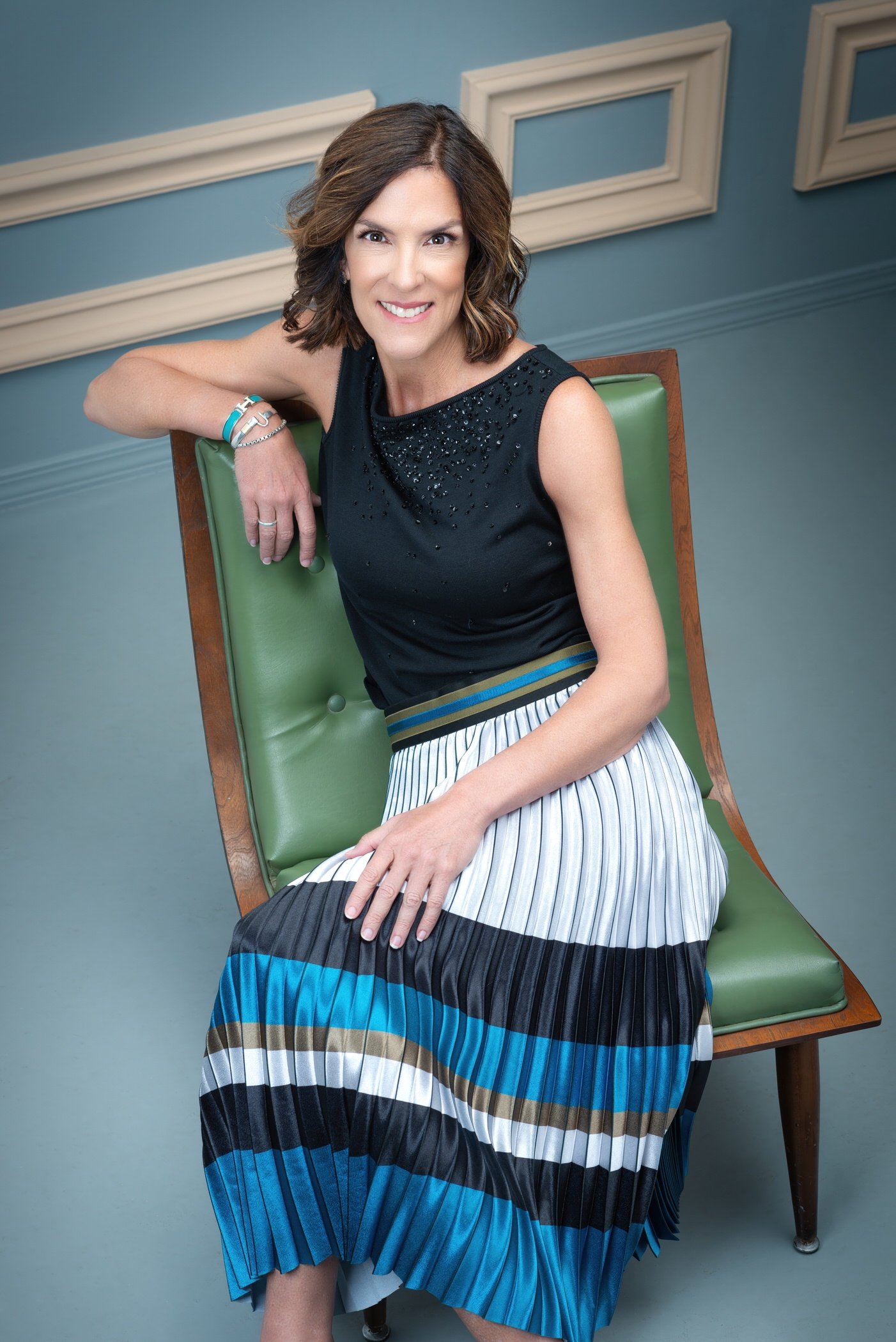 Artistic Emages personal-brand-photo-dallas-high-impact-style